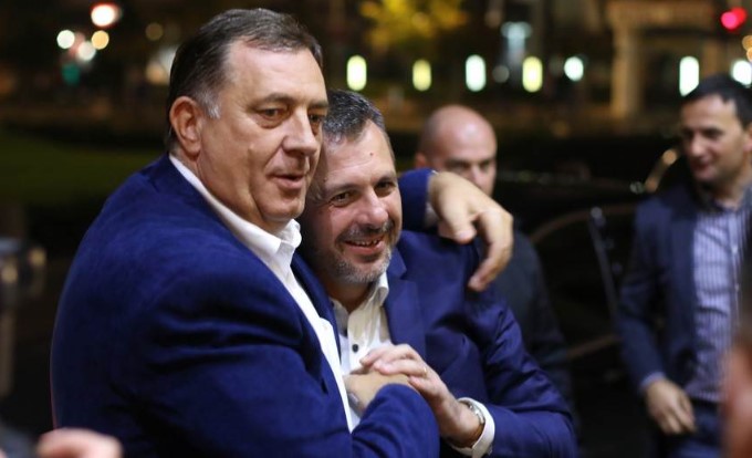 Morad Dodik "opleo" po Radojičiću:  "Ponašao se kao razmaženo dijete i izbačen je iz SNSD-a"