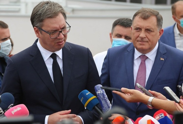 Vučić zamolio vlast i opoziciju u RS da formiraju vladu narodnog jedinstva i zadrugarstva: Mile ostaje predsjednik, a Jelena da bude premijerka!