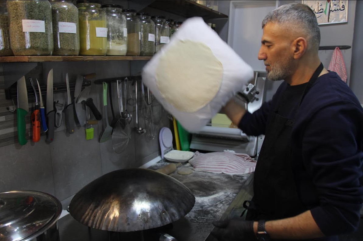 Palestinac Yusri pronašao mir u Travniku i otvorio restoran: Volim pokazati svoje kreacije u kuhinji