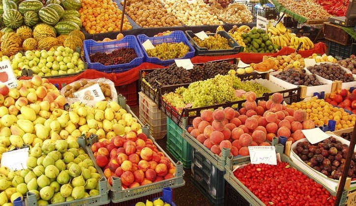 Niko više ne kupuje na kilogram: Cijene voća i povrća otišle u nebo