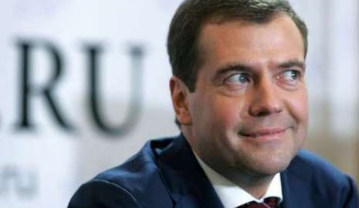 Želim vam mnogo neuspjeha i problema: Medvedev „čestitao“ novom rukovodstvu NATO i EU
