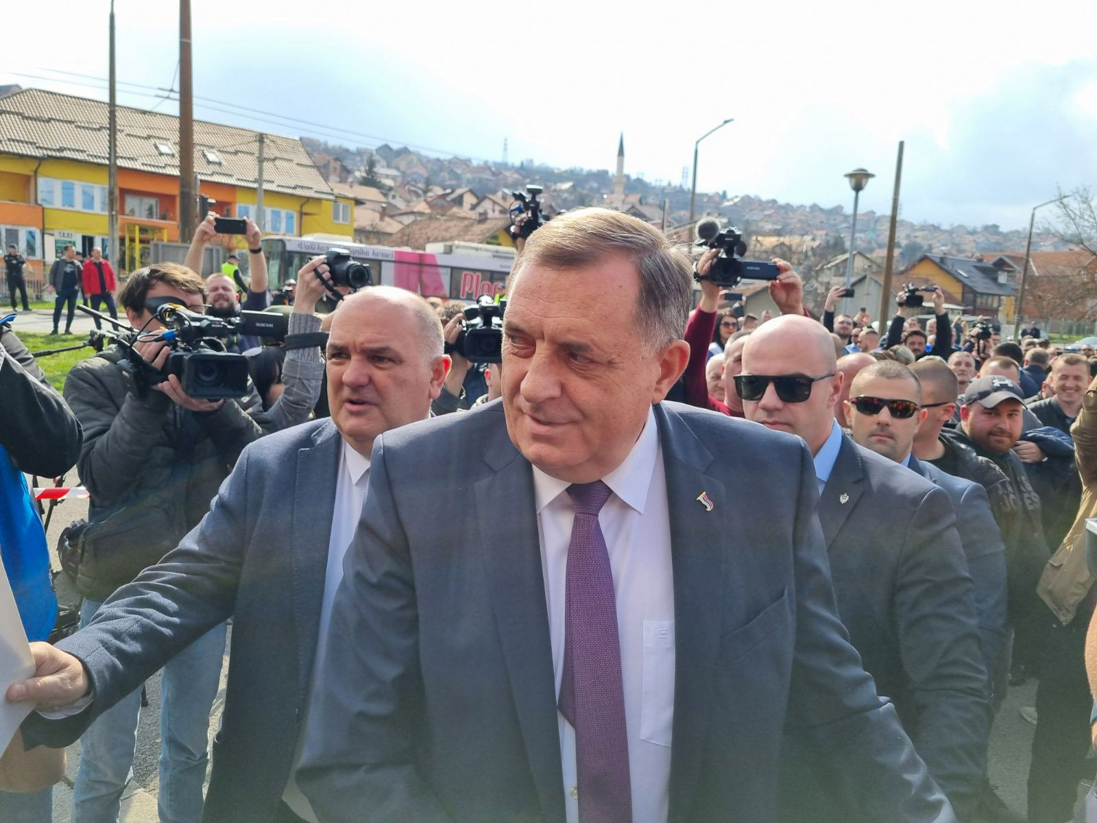 Dodik poslao poruku: Srbi se neće povinovati
