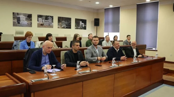 Delegacija gradonačelnika iz Ukrajine u Mostaru, koji nije "obnovljen", uče o poslijeratnom iskustvu i obnovi