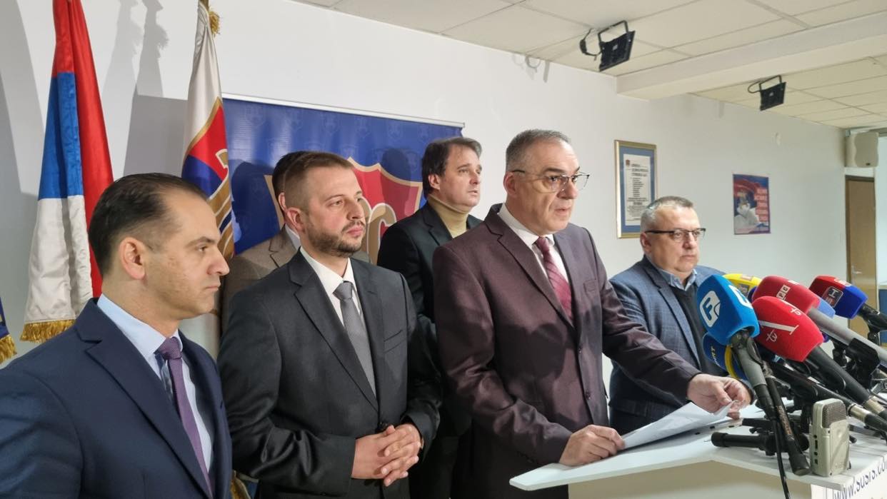 Iz SDS-a tvrde da Dodik stoji iza zabrane izlaska na izbore: „Pozivamo sve građane na mobilizaciju, da spasimo Srpsku od izdajničkog režima“