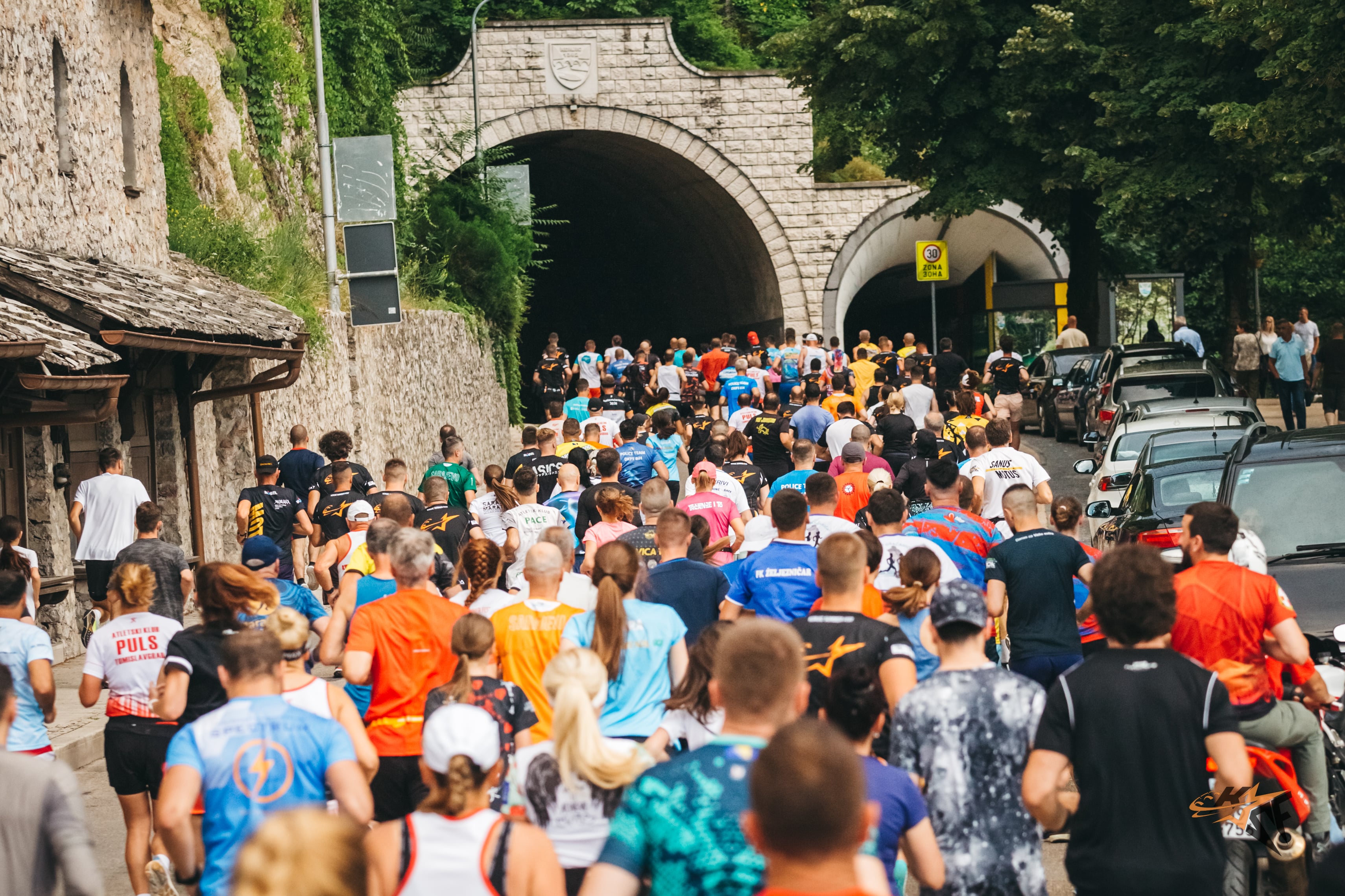 Sutra počinje Konjic Summer Fest, preko 1000 učesnika trči kroz najljepše djelove grada na Neretvi.